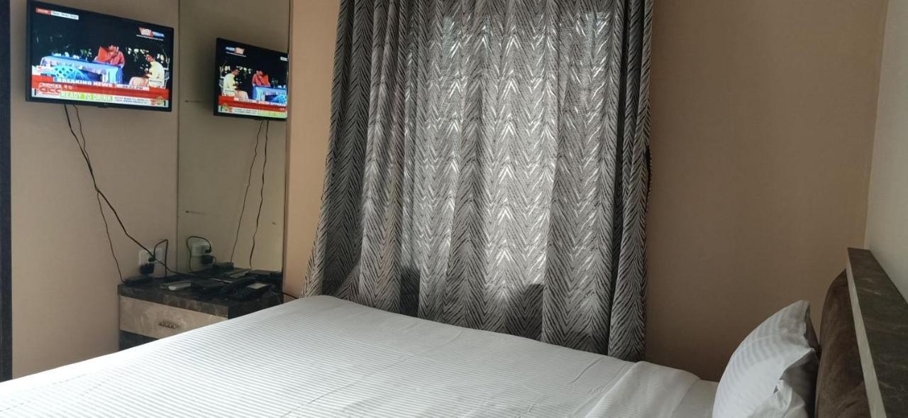 Kamakhya Residency Guwahati Buitenkant foto