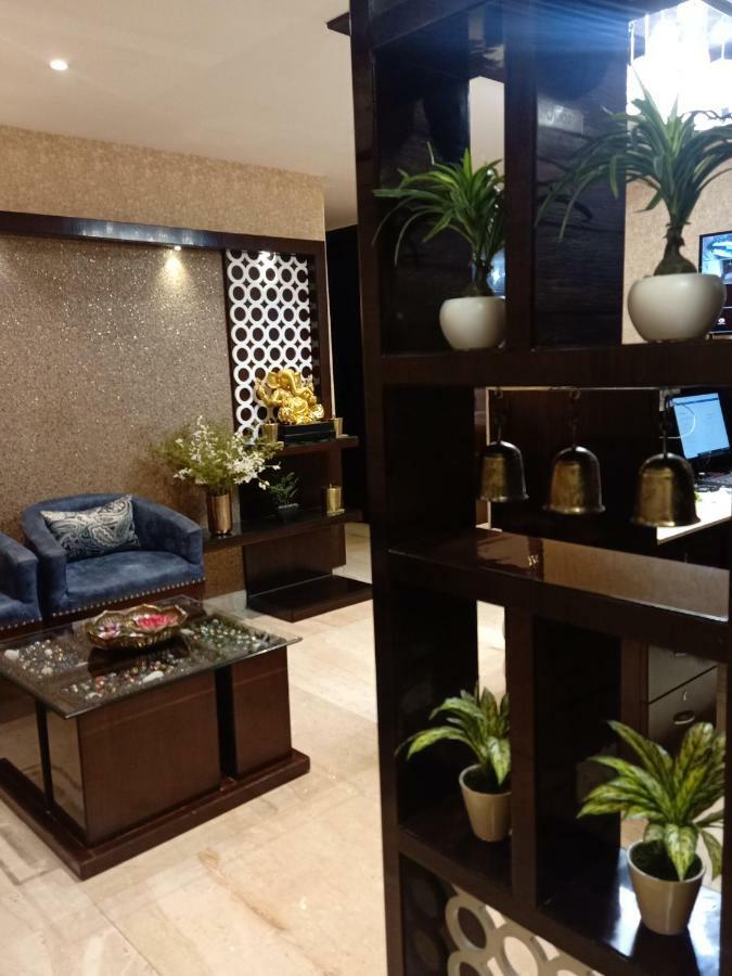 Kamakhya Residency Guwahati Buitenkant foto